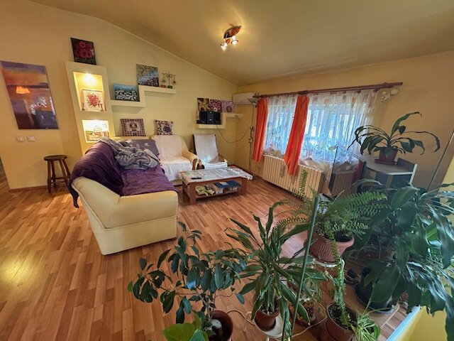Bucur Obor, casa interbelica la vanzare P+1E 150 mp + teren 175 mp